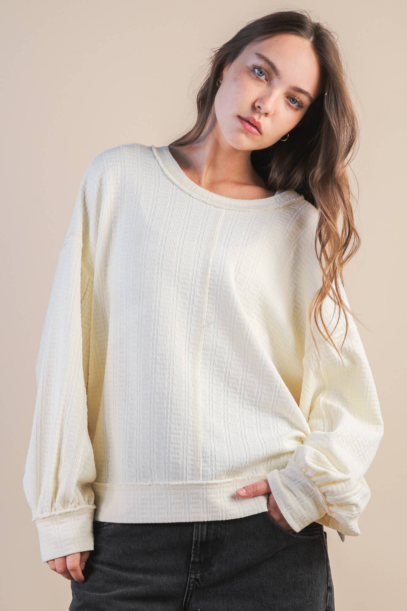Raw Edge Oversized-Q4