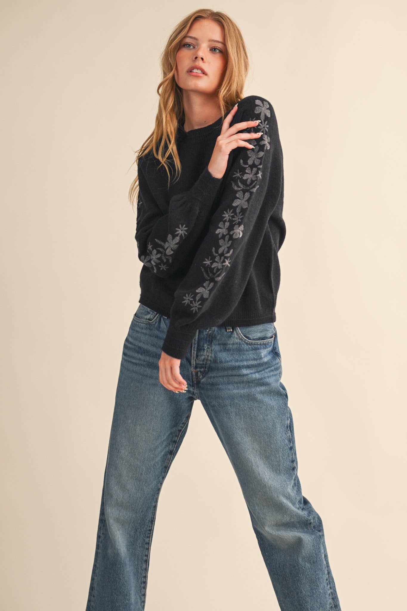 FLORAL EMBROIDERED-P76