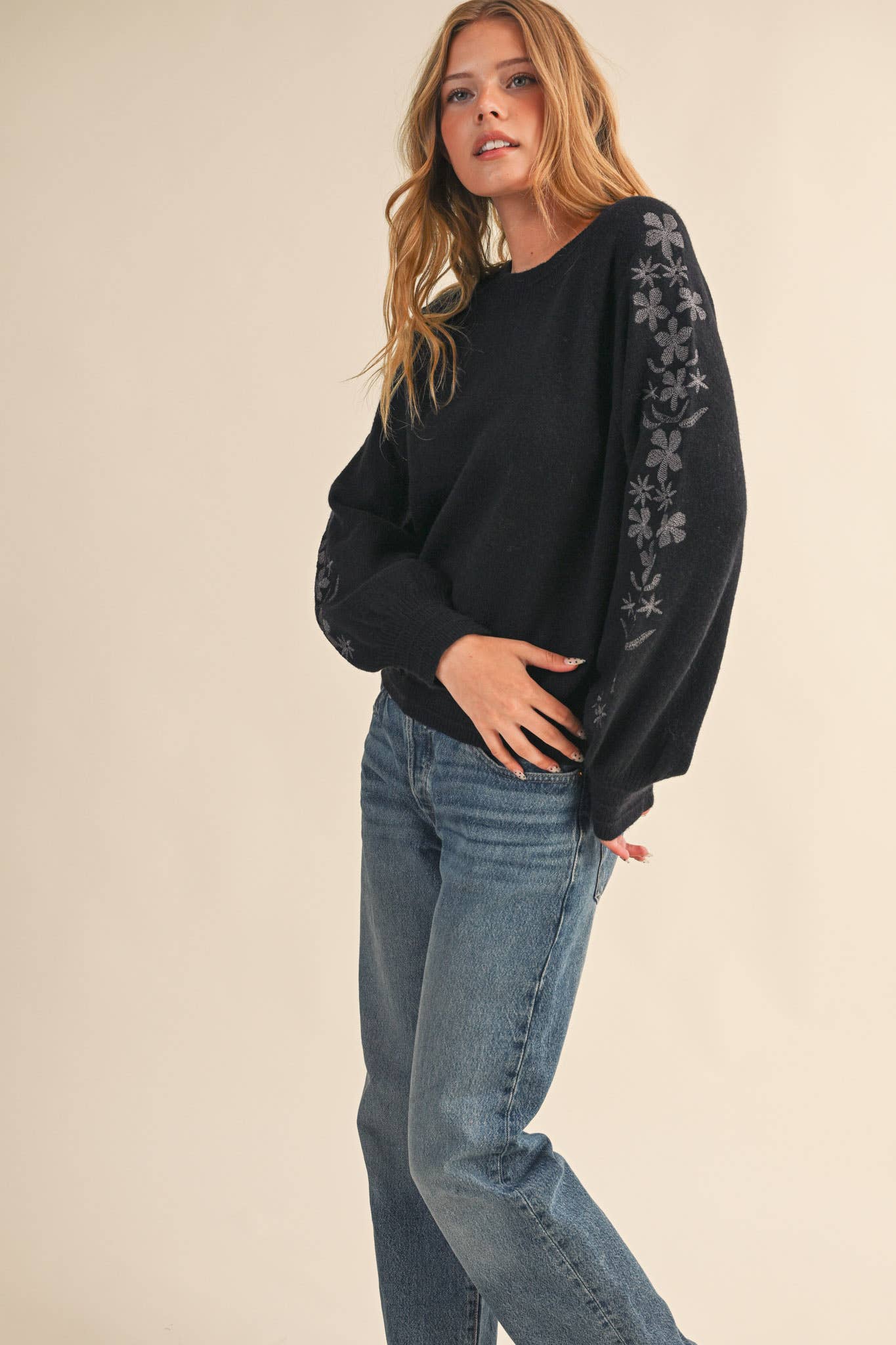 FLORAL EMBROIDERED-P76