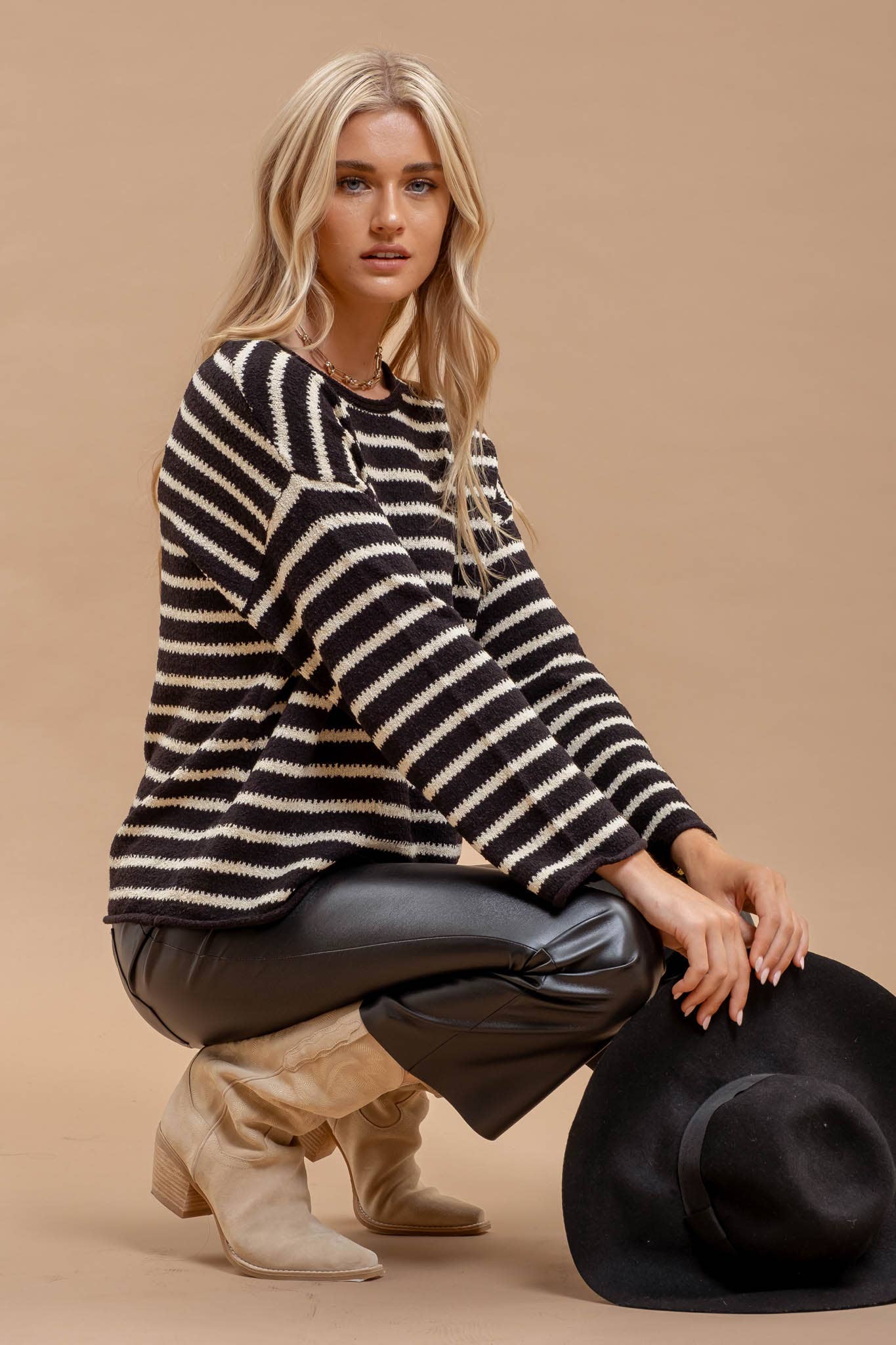 STRIPE BOAT NECK SWEATER-J24