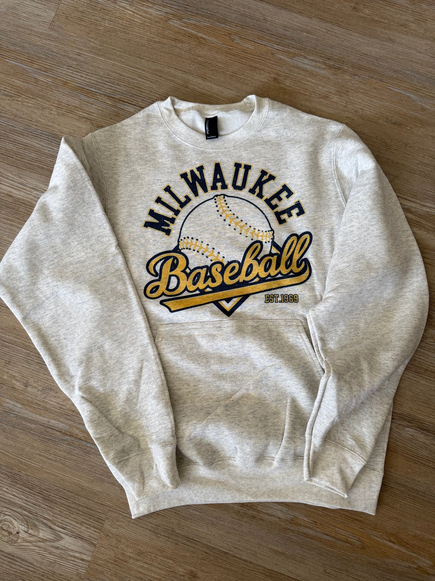 Milwaukee Baseball Pocket Crew