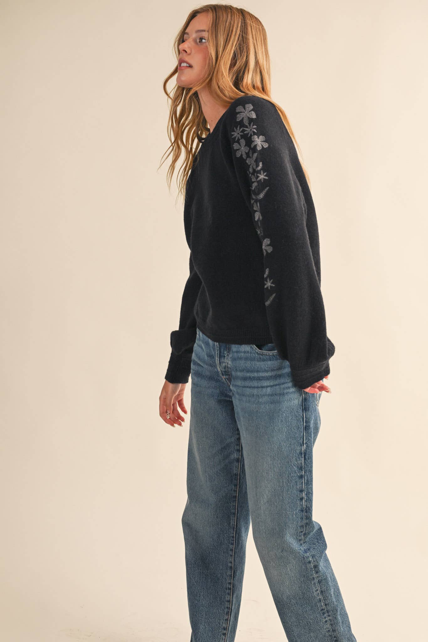FLORAL EMBROIDERED-P76