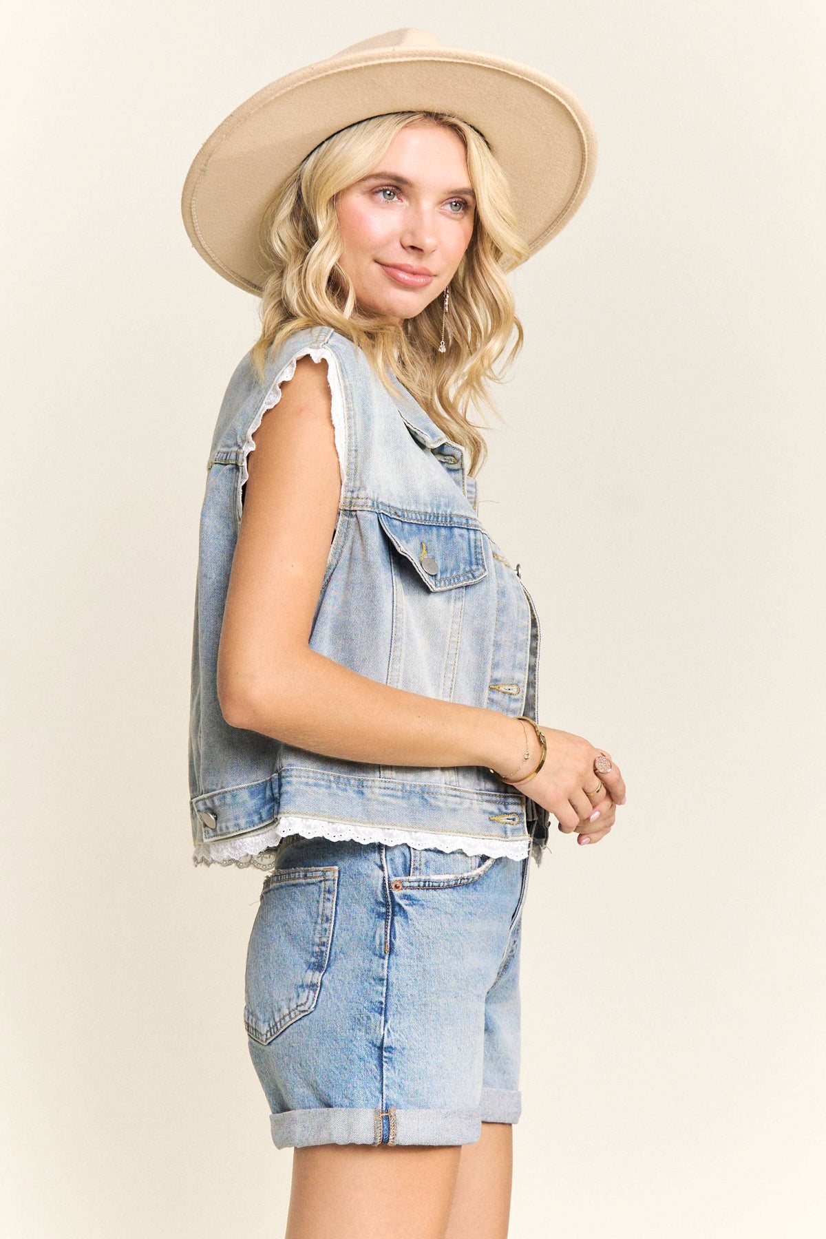 DENIM VEST WITH LACE